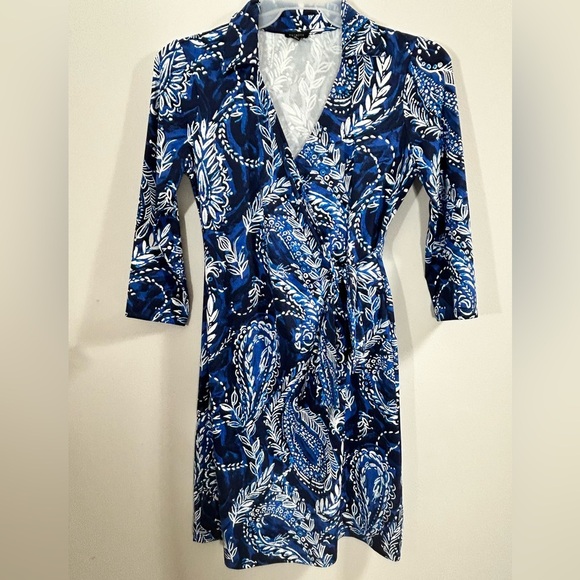 Talbots Dresses & Skirts - Talbots Women’s Leaf & Paisley Blue White Midi Dress 3/4 Length Sleeves Size S